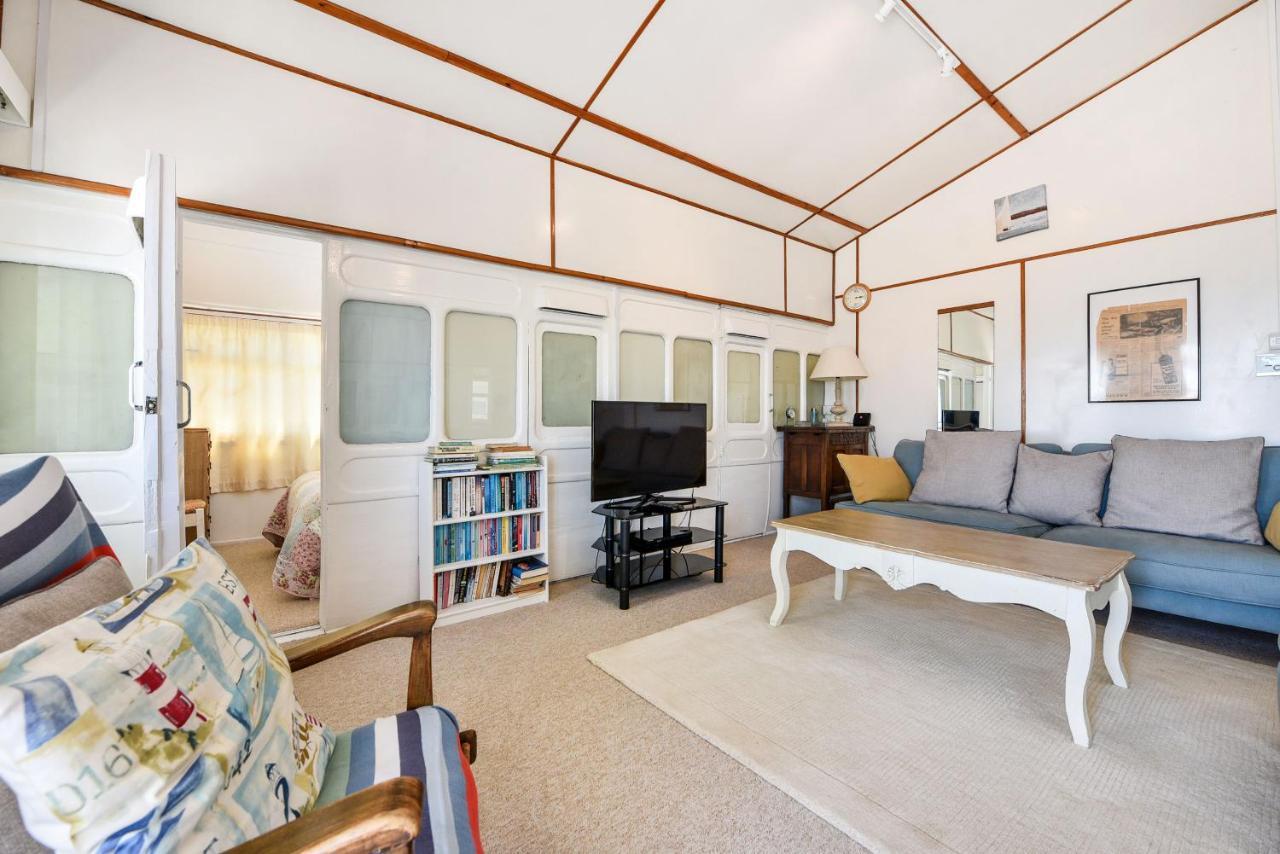 Seasidings, Pagham Villa ภายนอก รูปภาพ
