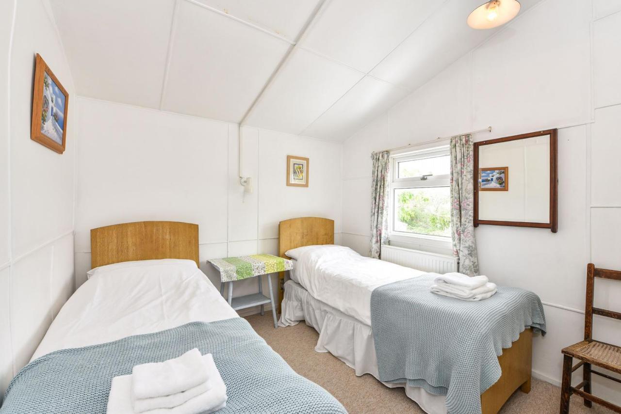 Seasidings, Pagham Villa ภายนอก รูปภาพ