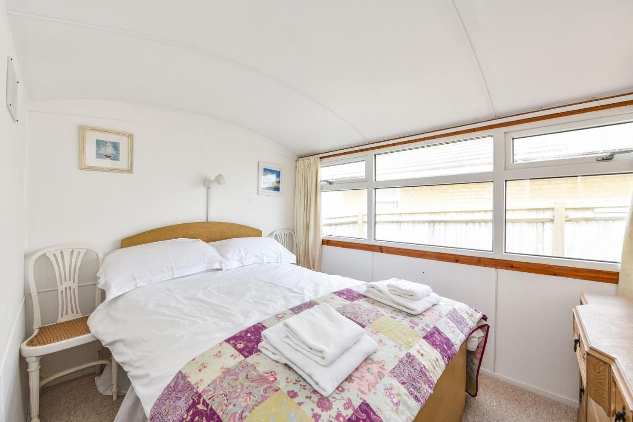 Seasidings, Pagham Villa ภายนอก รูปภาพ