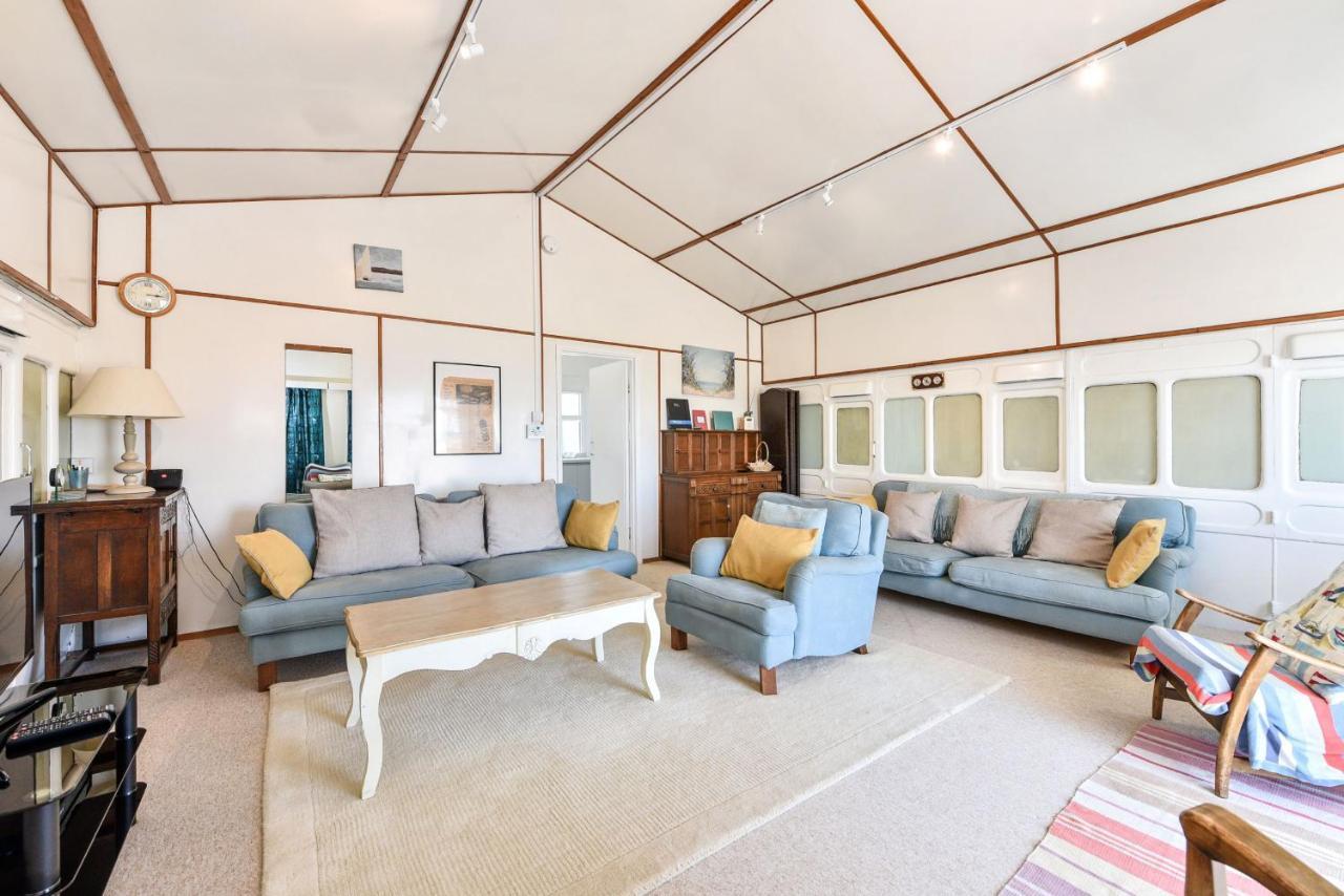 Seasidings, Pagham Villa ภายนอก รูปภาพ