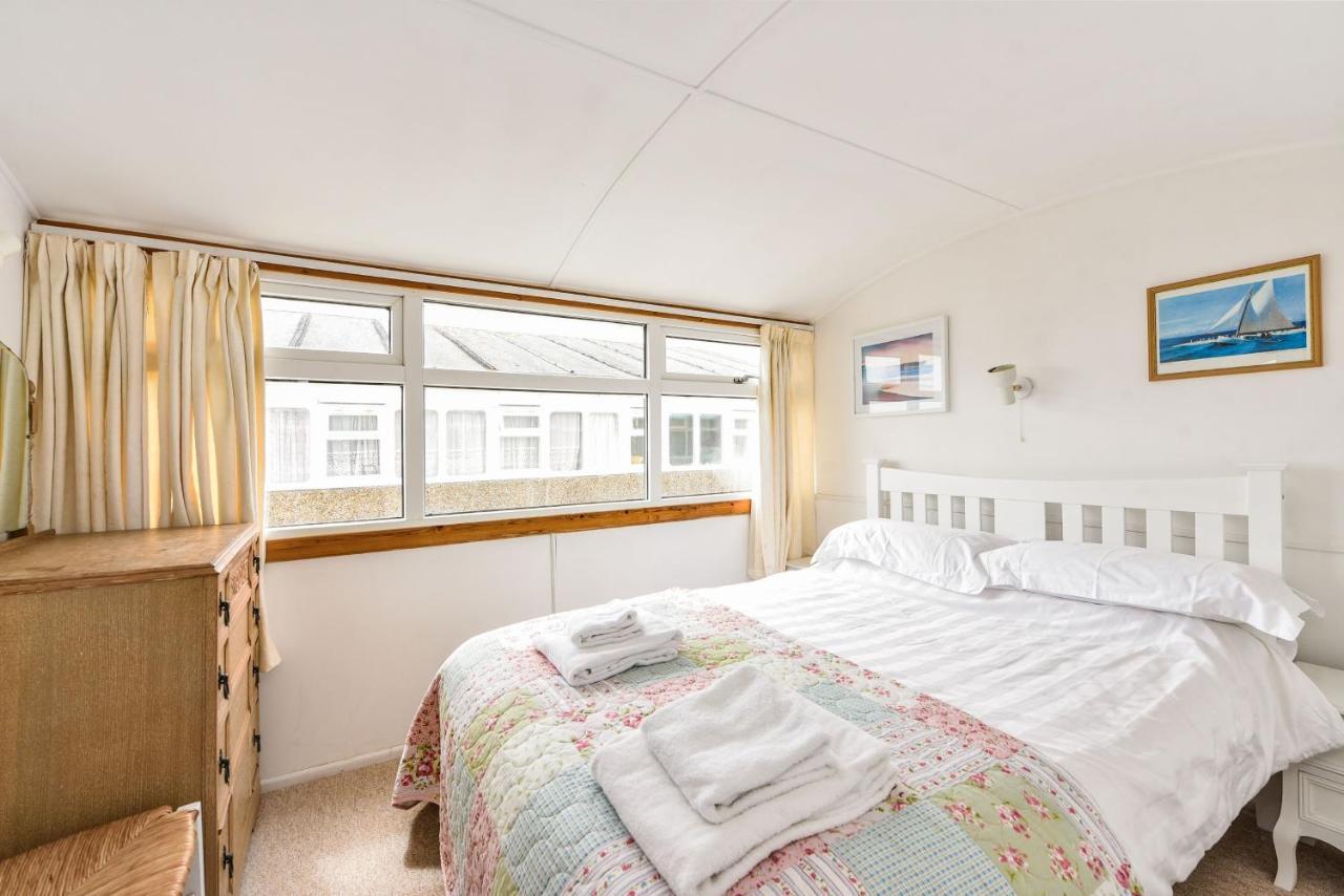 Seasidings, Pagham Villa ภายนอก รูปภาพ